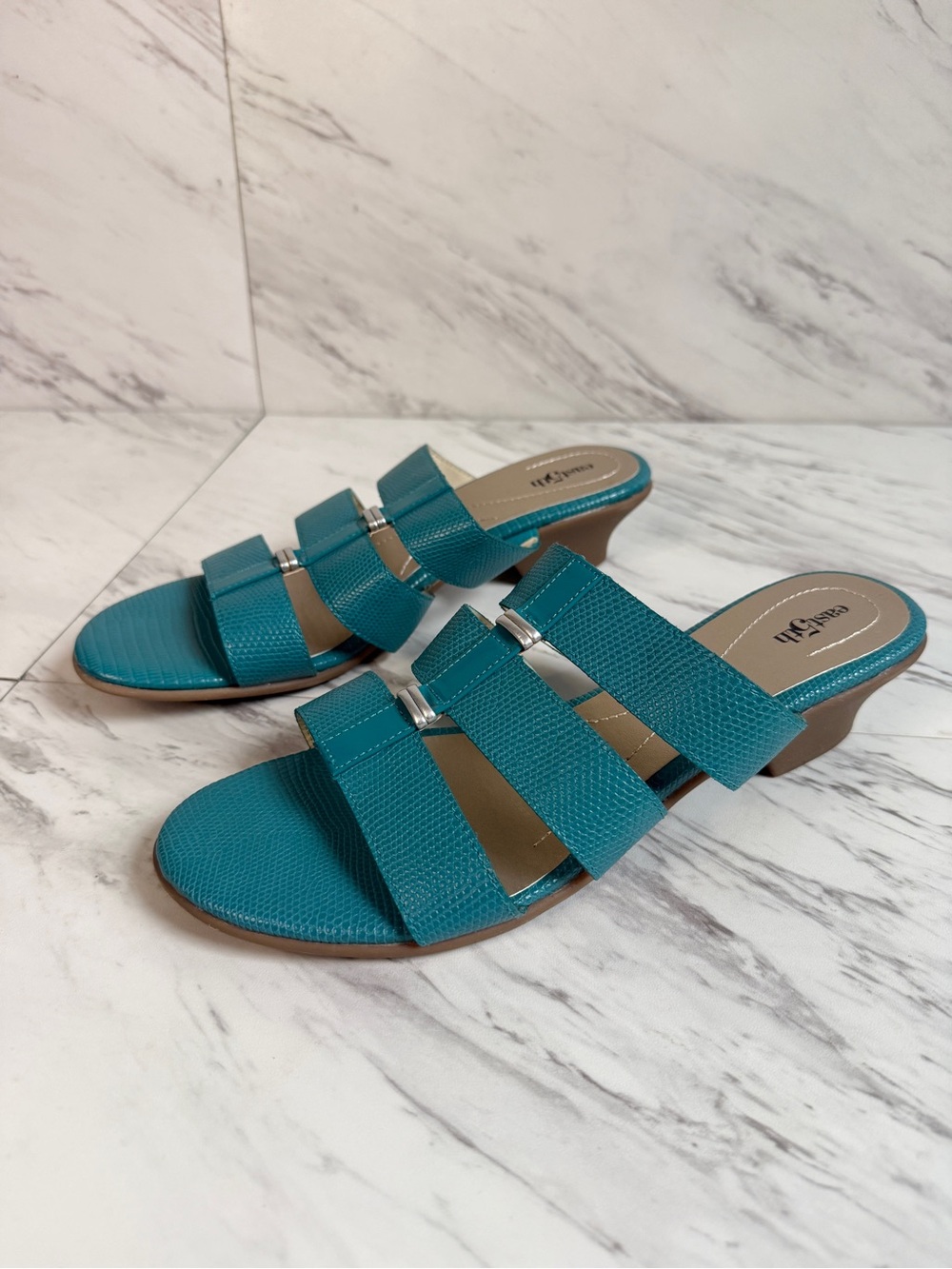 NEW East 5th Teal Reptile Embossed Slide Sandals 10M Triple Strap Low Wedge